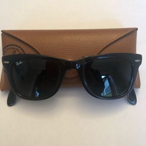 Folding Ray Ban Wayfarer Sunglasses